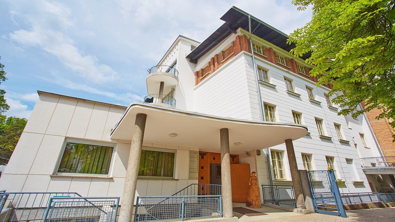 مبيت وإفطار ليوبليانا Saint Ignatius Retreat House المظهر الخارجي الصورة