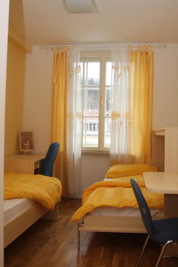 مبيت وإفطار ليوبليانا Saint Ignatius Retreat House المظهر الخارجي الصورة